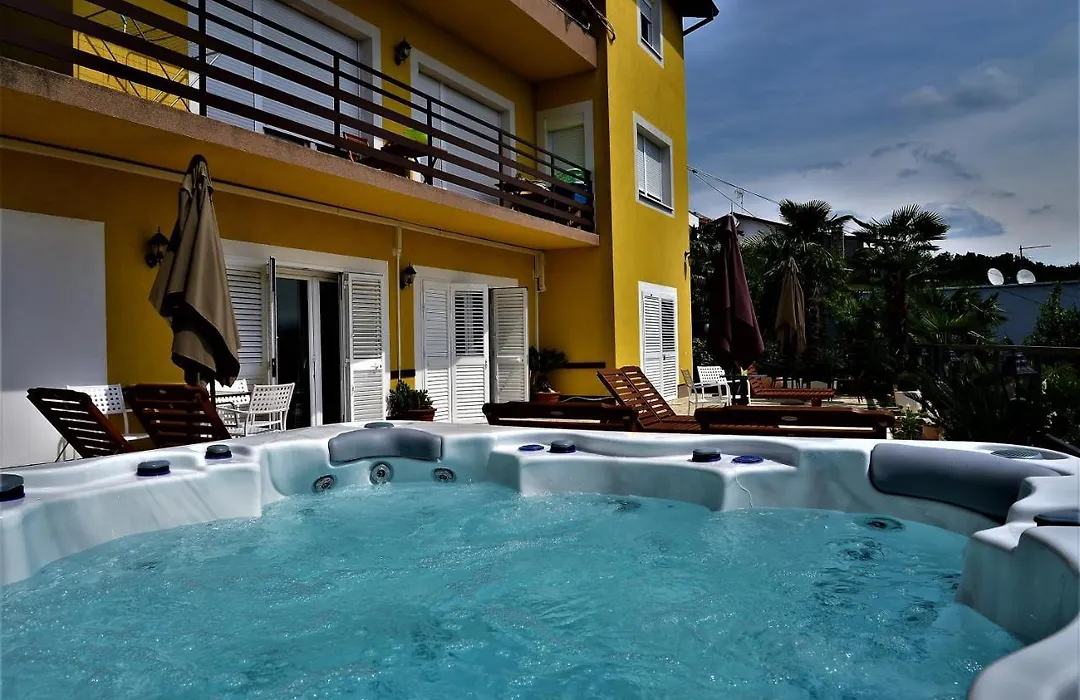 Apartments And Rooms Vila Irma-1